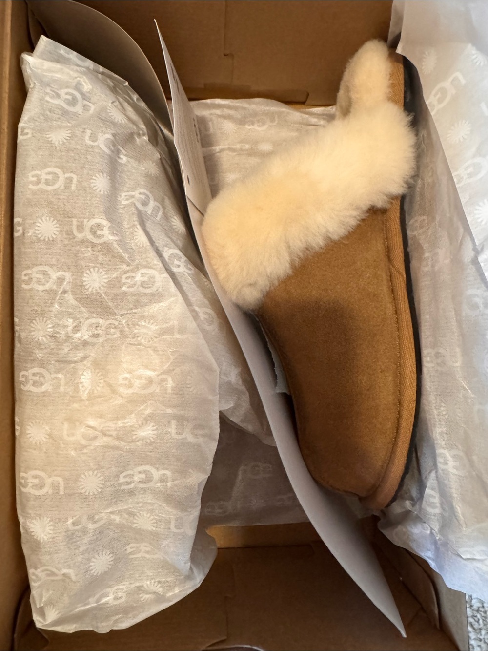 UGG Chestnut Suede Mule with Cream Sheepskin Trim